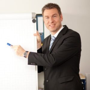 Jürgen König, Häfele